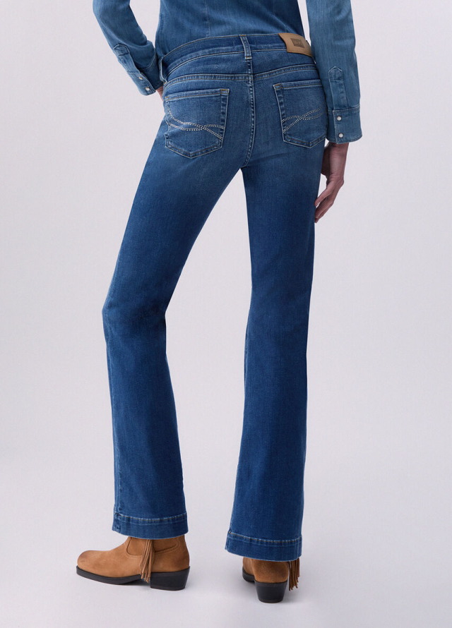 Pantalón acampanado con strass de Liu Jo