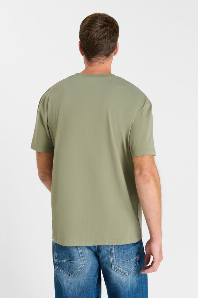 Camiseta de hombre joven Le Temps des Cerises con diseño Oso Gorra
