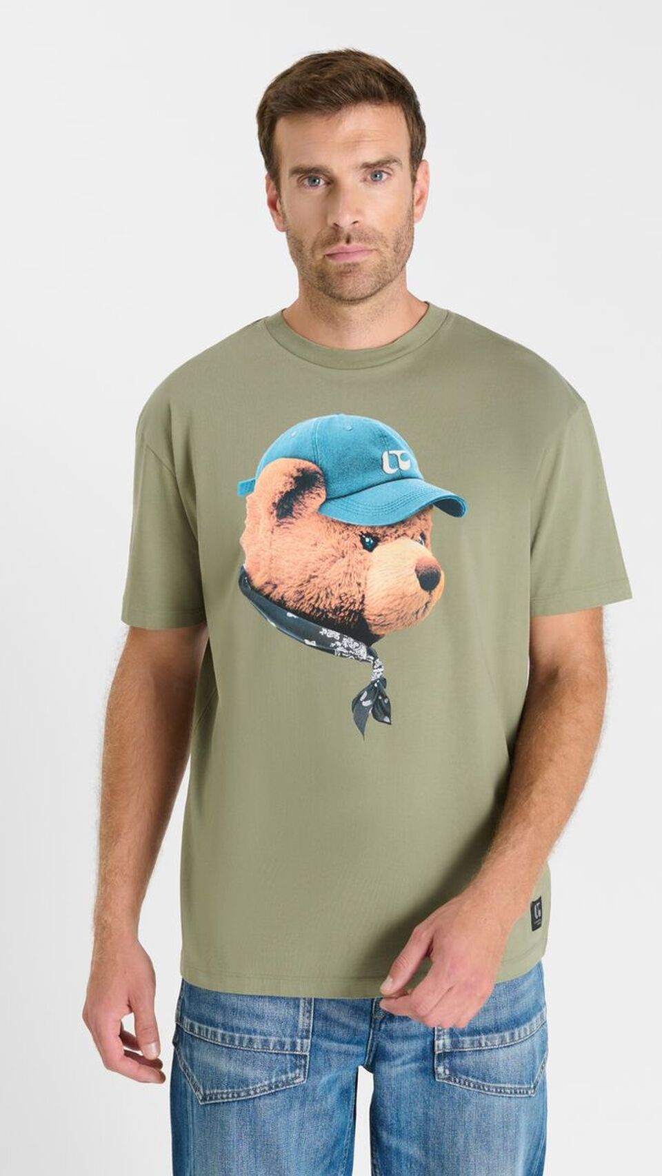 Camiseta de hombre joven Le Temps des Cerises con diseño Oso Gorra
