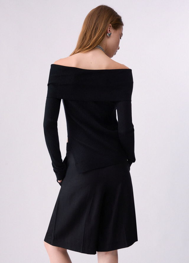 Jersey de punto con cuello barco y strass Liu Jo