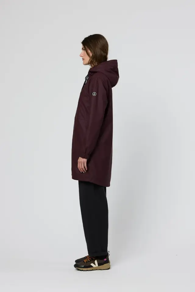 Gabardina impermeable con capucha de Tanta