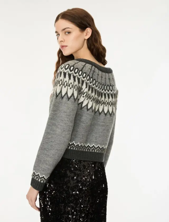 Cardigan con pedrería iBlues 