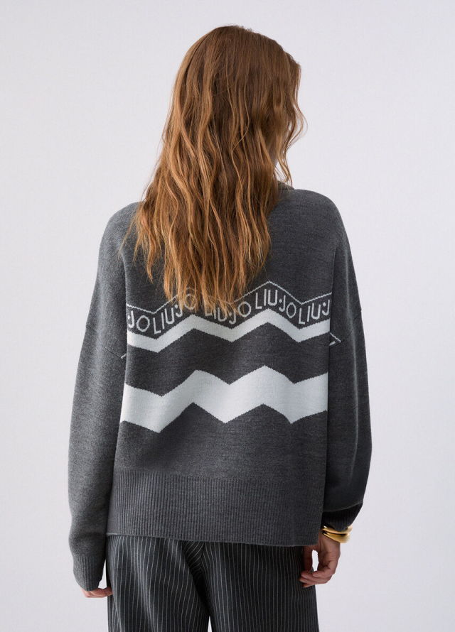 Jersey con cenefa de paillettes 