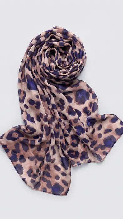 Pañuelo de mujer Monari con estampado de manchas