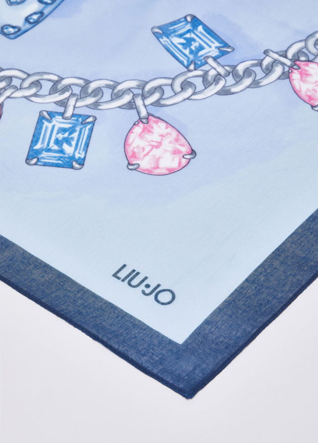 Pañuelo elegante de mujer marca Charms